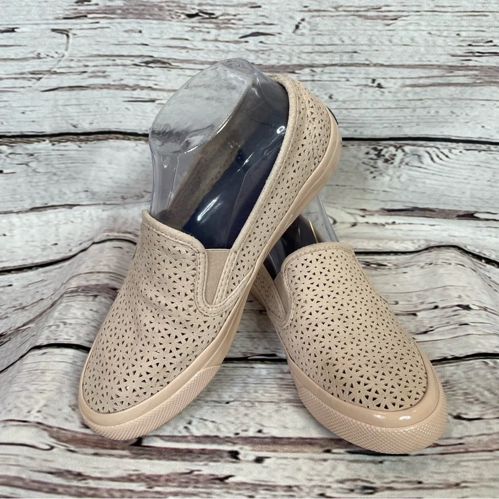 Sperry Seaside Nautical Light Pink Perforated Slip On Loafer Shoes‎ Women’s 7.5M